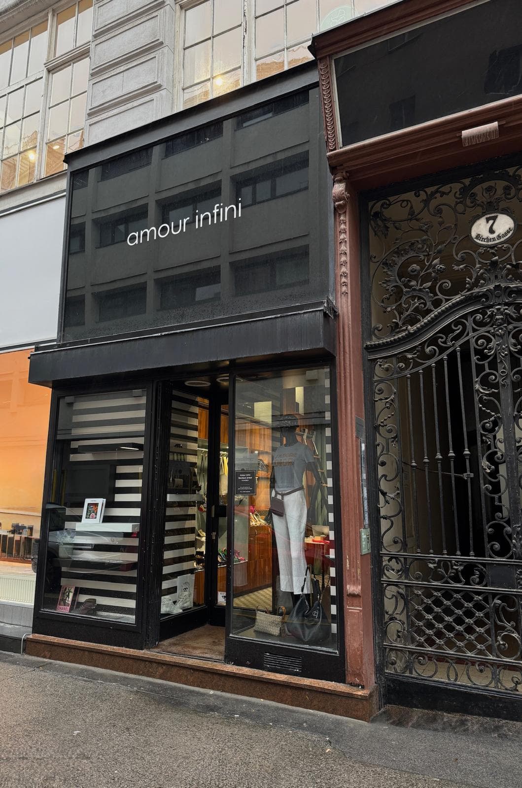 Amour Infini Boutique Kirchengasse Store