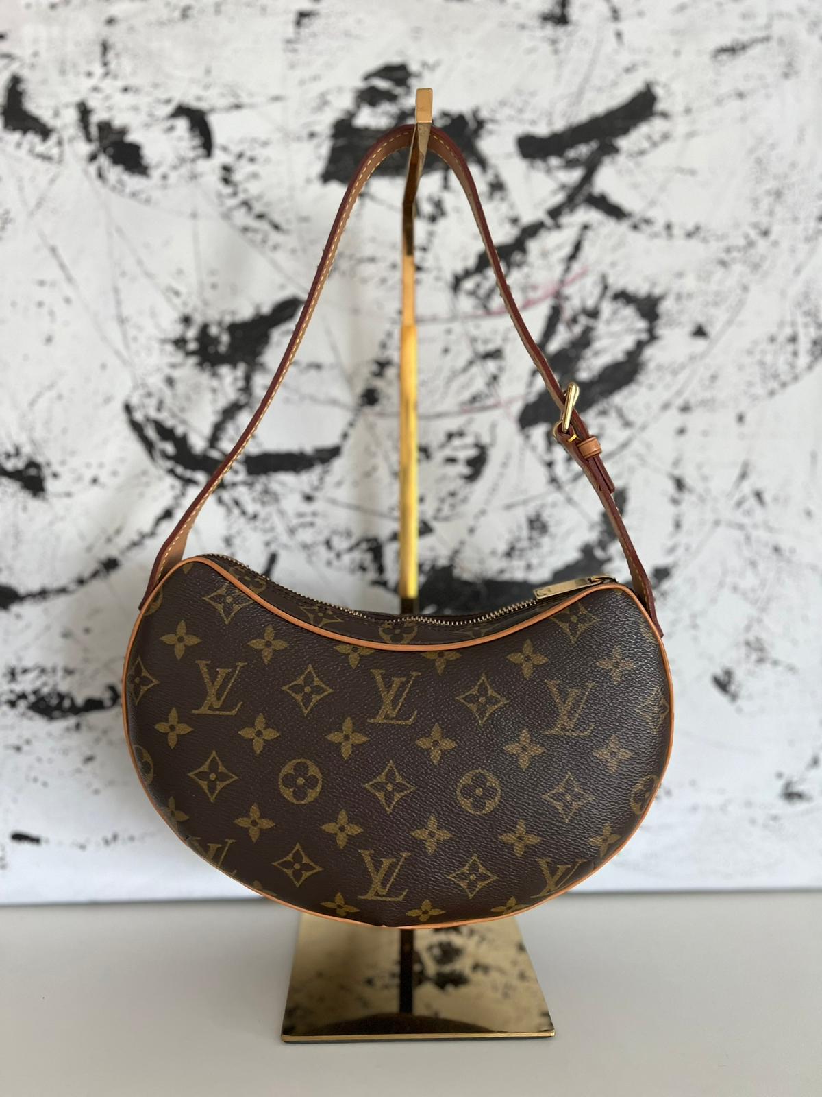 Louis Vuitton Croissant